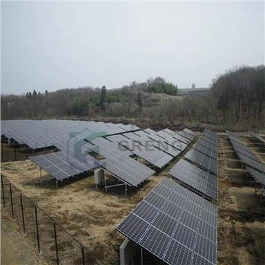 Sistema fotovoltaico de montaje en tierra para estanterías solares