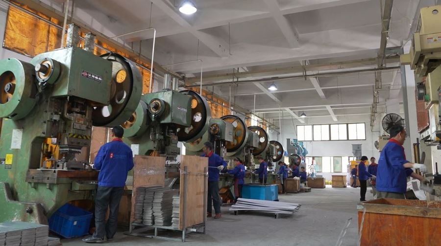 workshop of solar PV roof clamp
