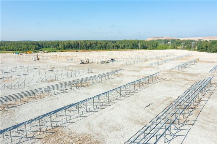 Customized PV Ground Mounting Tables For The Solar Farms/residential & Commercial high quality