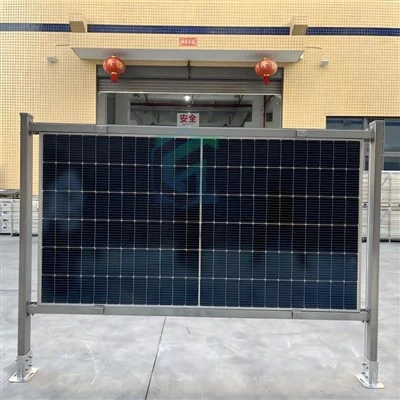 Montaje solar vertical con base de hormigón